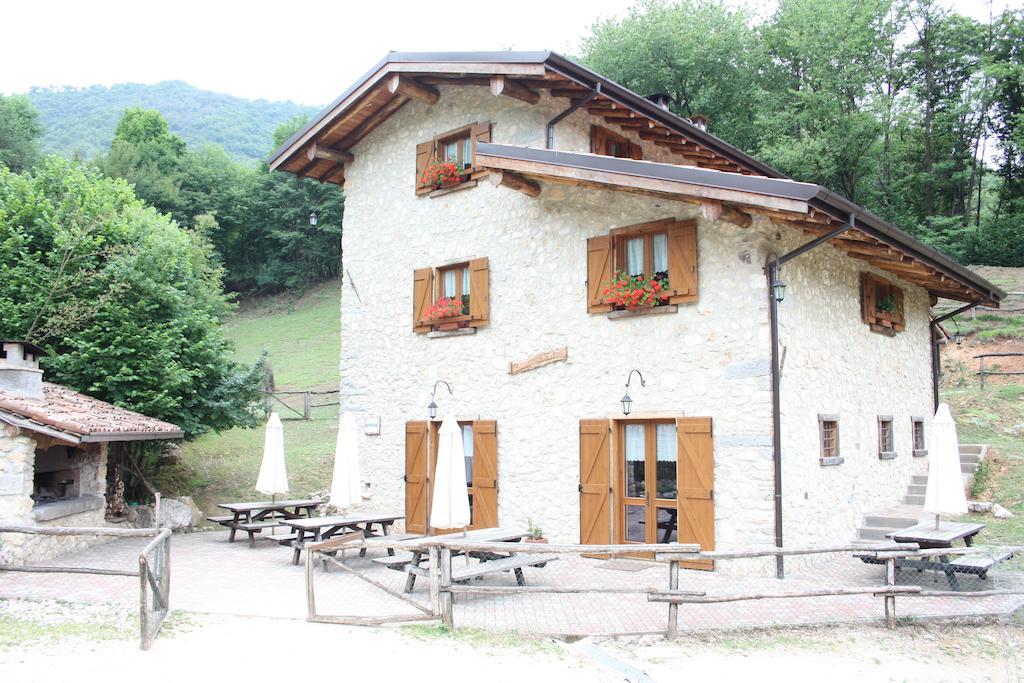 فيلا Sabbio Chieseفي Agriturismo Agrimon المظهر الخارجي الصورة