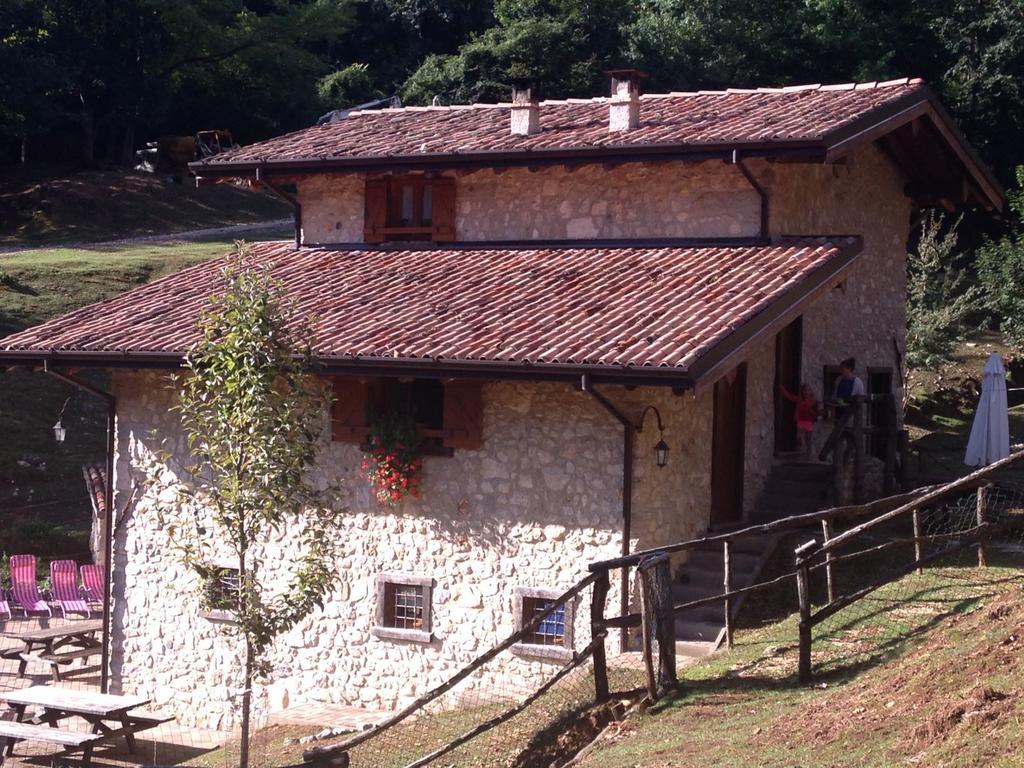 فيلا Sabbio Chieseفي Agriturismo Agrimon المظهر الخارجي الصورة